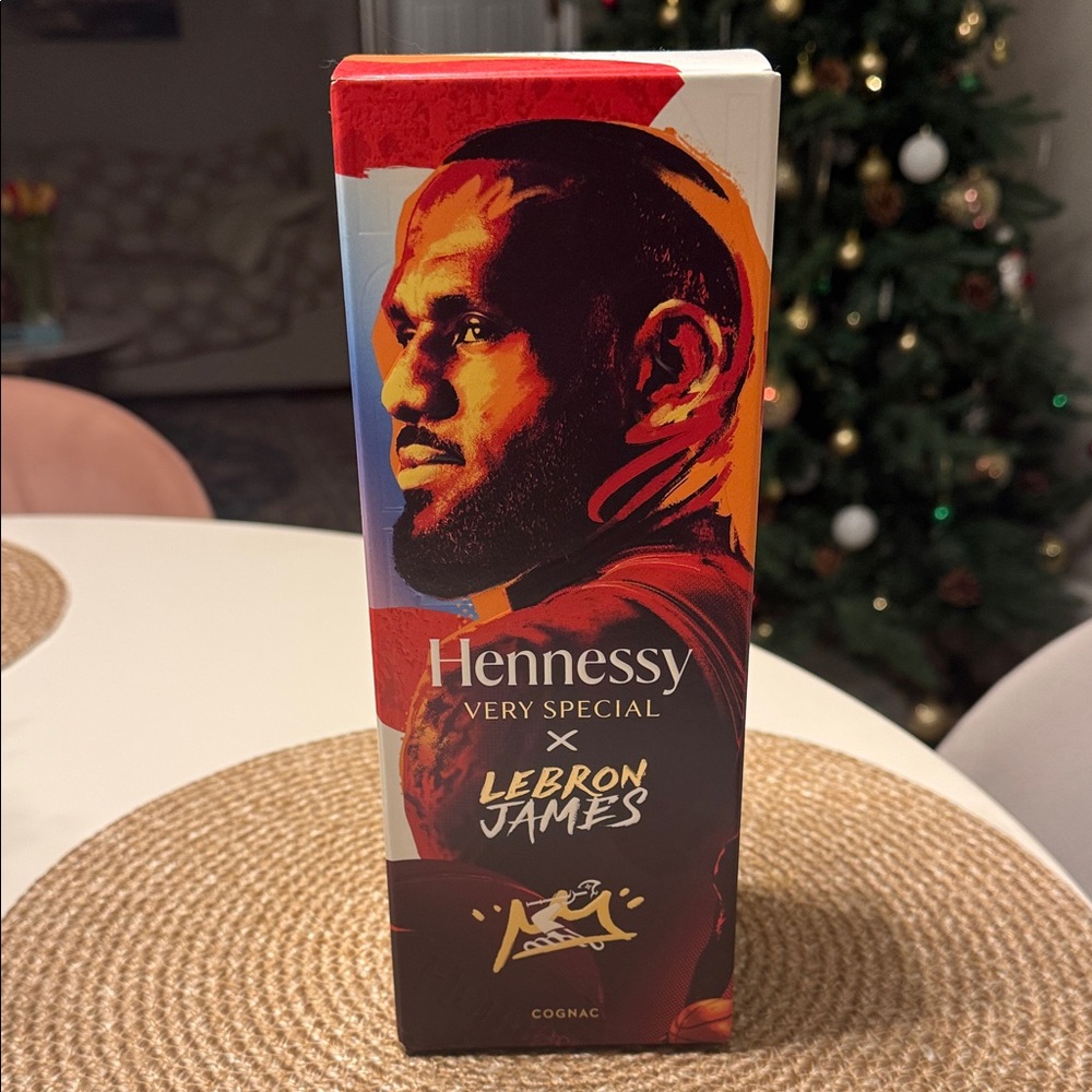 Hennessy Very Special Cognac - Limited Edition